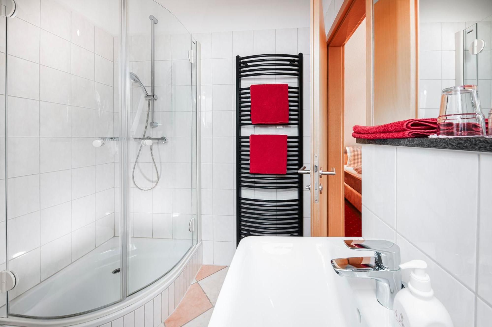 Hotel Garni Dorfkammer Olsberg Bagian luar foto