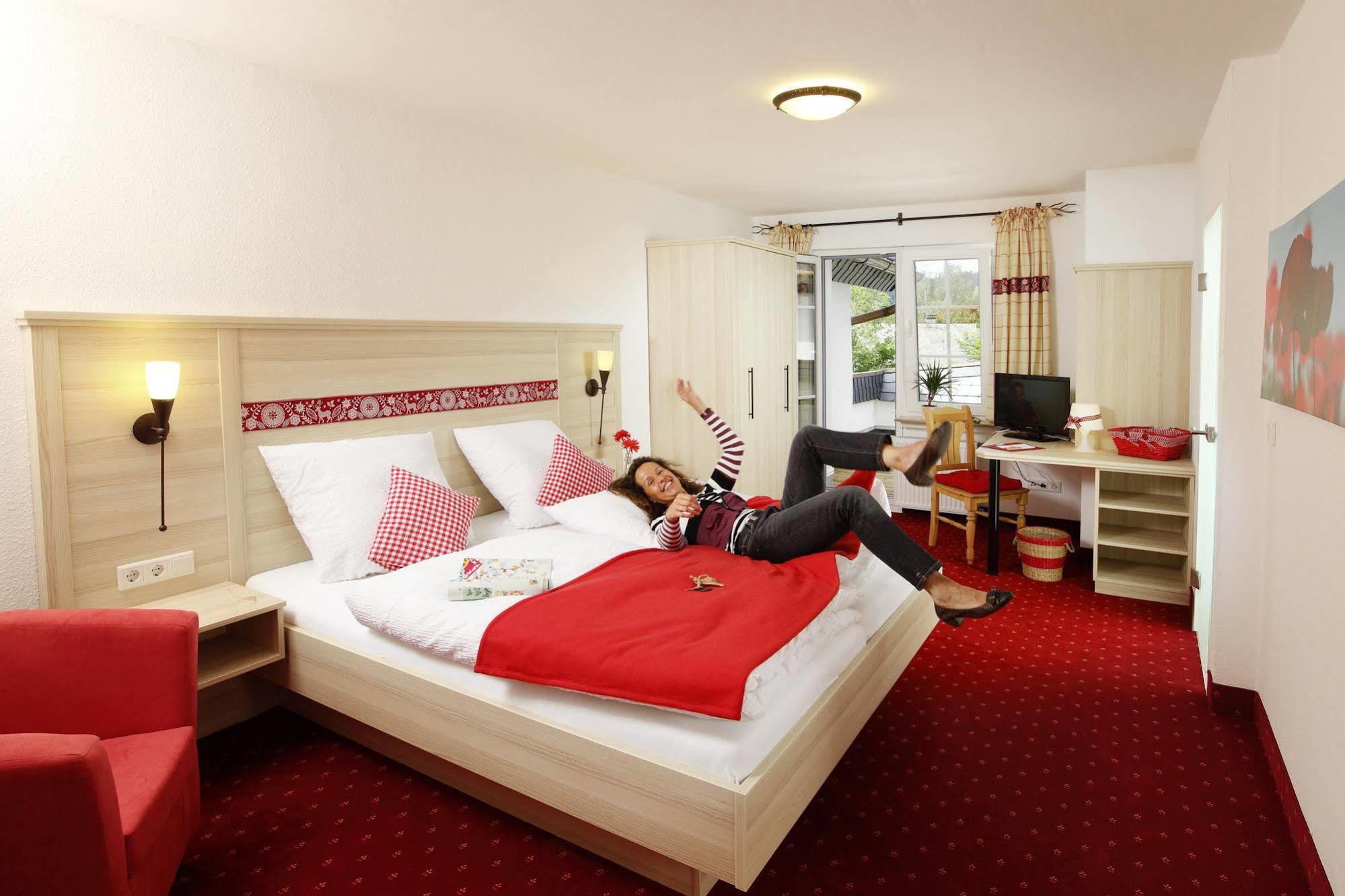 Hotel Garni Dorfkammer Olsberg Bagian luar foto